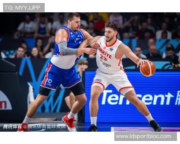 乌度卡称申京无需额外激励其对位能力在关键时刻依然具优势