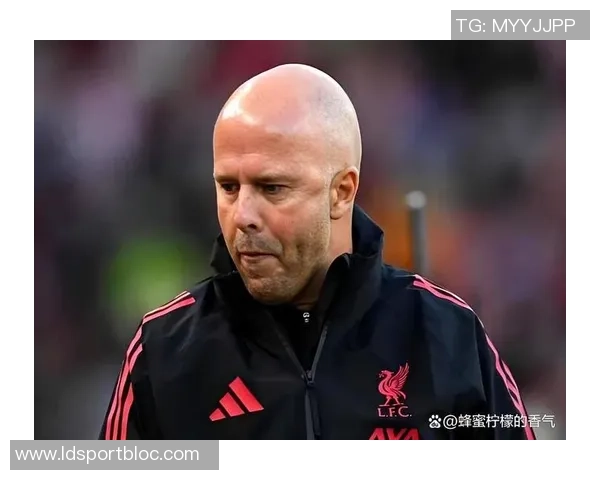 卡拉格称凯恩在拜仁表现堪比梅罗奖杯数低估了他的实力