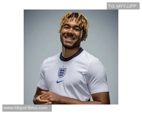 切尔西官方宣布里斯詹姆斯荣获11月最佳球员称号